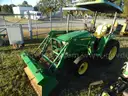 2014 John Deere 3032E Tractor