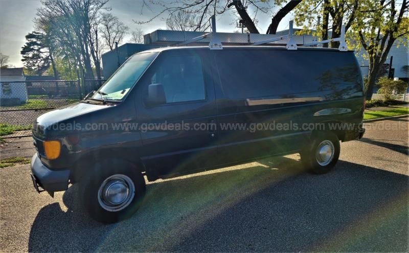 E350 cargo hot sale van