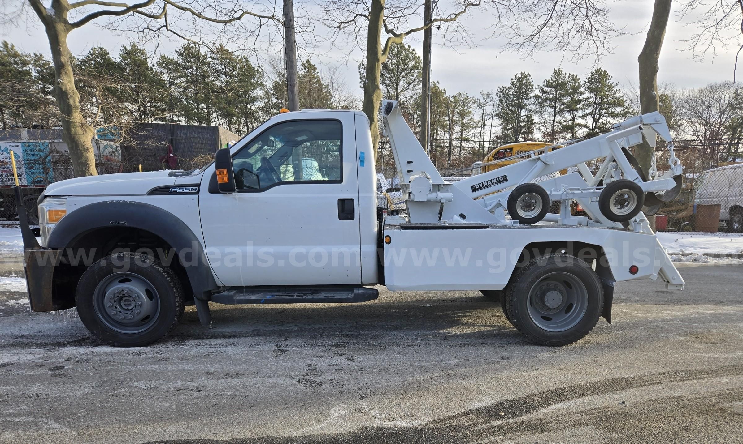 Photo of a 2014 Ford F-550