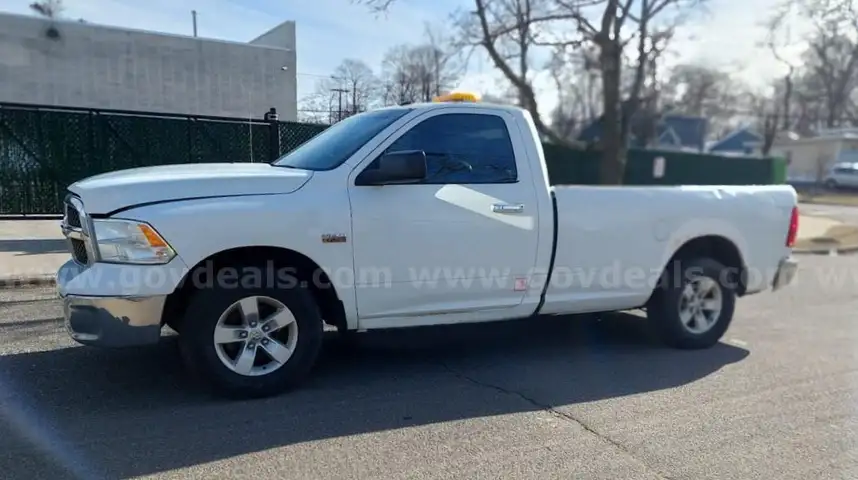 2015 RAM 1500 4x4  Pickup Truck