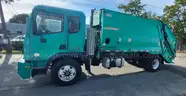 2016 Autocar Xpert Garbage Truck - diesel Cummins, 16 Yard 87k Miles