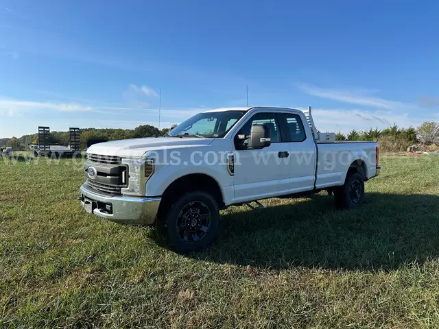 2019 Ford F-250 XL 4x4 Extended Cab Pickup