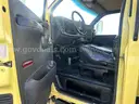 2005 GMC C5500 4x4 S/A Chip Box Truck