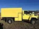 2005 GMC C5500 4x4 S/A Chip Box Truck