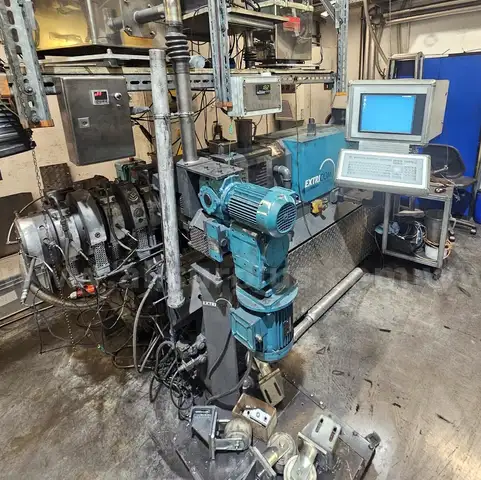 Extricom RE3 32D    Ring extruder