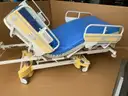 50 x electric hospital beds Stiegelmeyer Vitano 4G EM4 4390 with mattress
