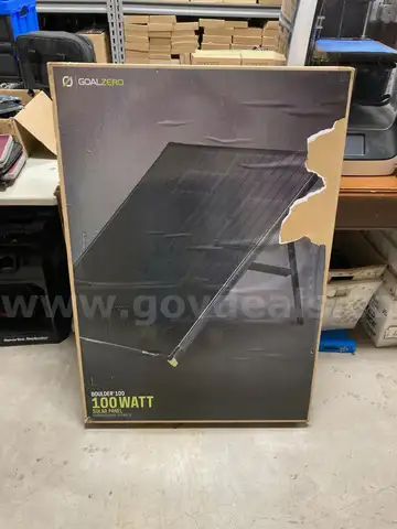Boulder 100 Solar Panel – 100W Foldable Portable Panel – New