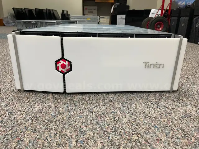 Tintri SYS-T820 Server &#x2013; 10.8 TiB Logical Storage Capacity: 14.2 TiB(1.3x space savings)10GbE Ethernet Connectivity Dua