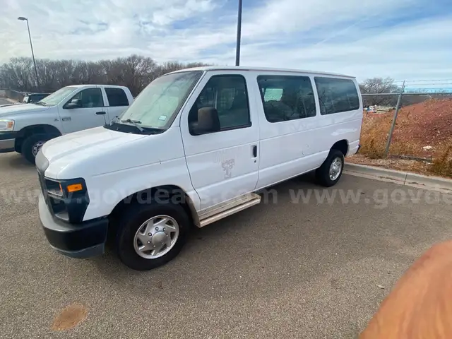 2010 Ford Econoline E-350 XL Super Duty