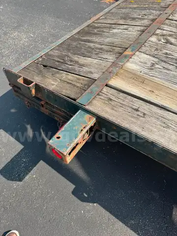 83&#x22; wide 20&#x27; long Big O car hauler open trailer. 2-3500lb axles with surge brakes