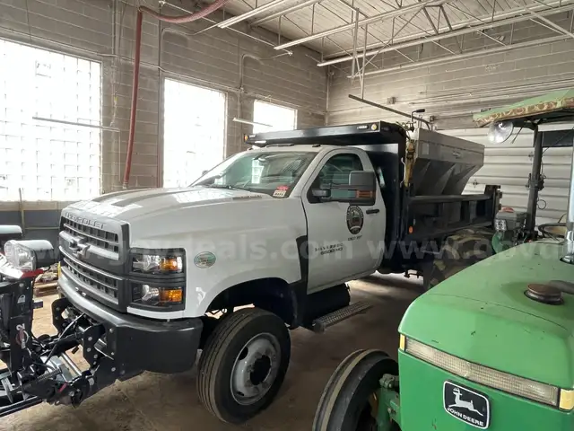 2021 Chevrolet Silverado Medium Duty