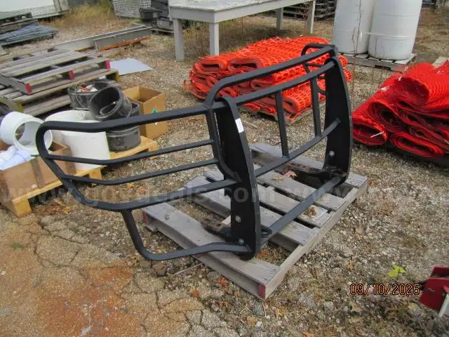 1 STEEL BRUSH GUARD