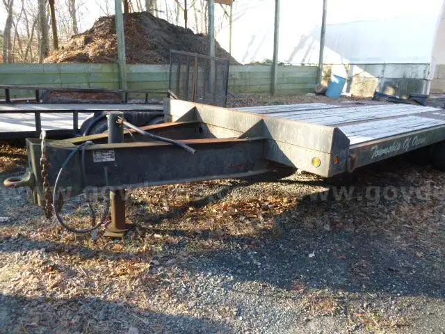 2000 Eager Beaver Trailer