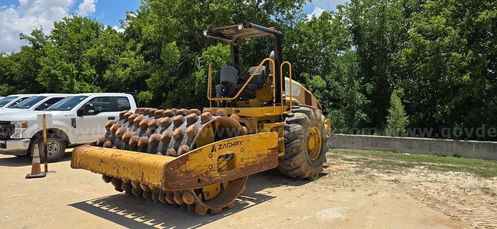 2008 Caterpillar CP56 Padfoot Drum Compactor | GovDeals