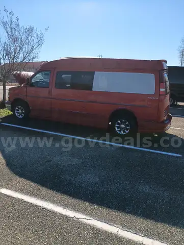 2012 Chevrolet Express 2500 Van