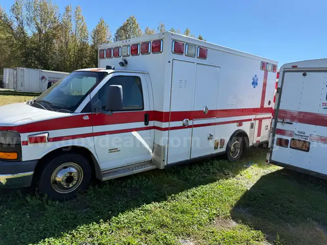2010 GMC Savana CUTAWAY, 6.6L V8 OHV 32V DIESEL
