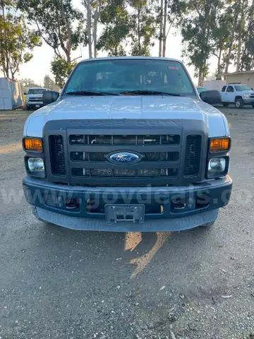 2008 Ford F-250 SD XL SuperCab Long Bed 4WD