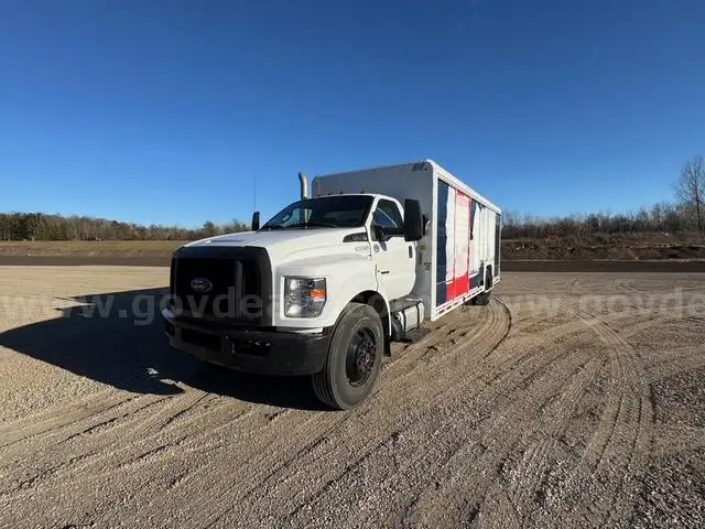 2021 Ford F-650