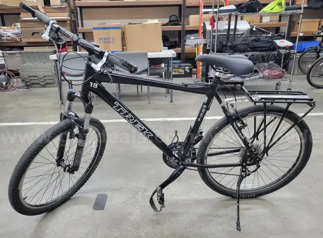 19 &#x2022;&#x9;Trek Police Bicycle &#x2022;&#x9;Serial Number &#x2013; WTU312G1227C &#x2022;&#x9;Model Number &#x2013; 21.5&#x2019;&#x2019; Frame