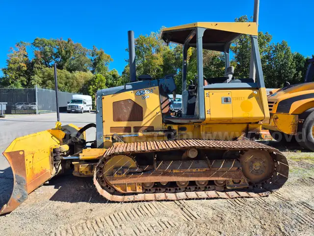 2010 John Deere 450J Crawler Dozier
