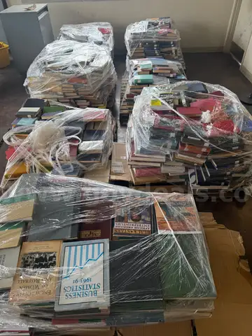 Pallets of Used Library Books &#x2013; Mixed Subjects and Conditions
