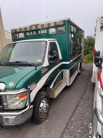 2009 Ford Econoline Ambulance