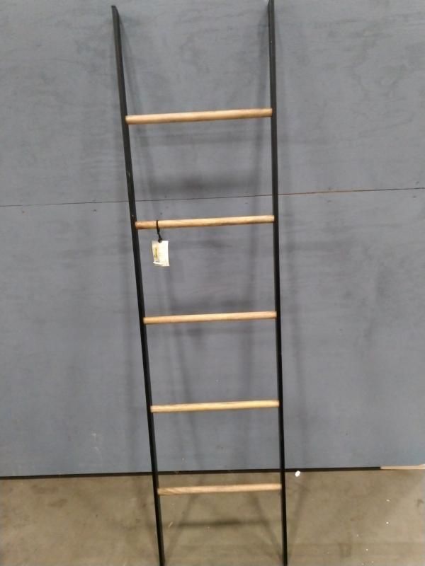 Hearth and discount hand blanket ladder