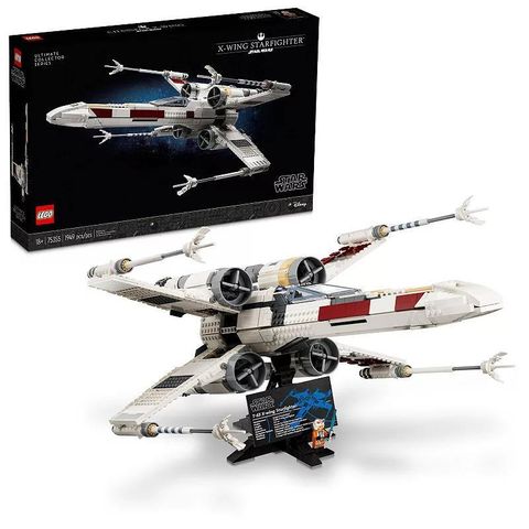 LEGO Star Wars Ultimate Collector Series X-Wing Starfighter Building ...