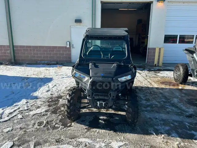 2019 Polaris RZR S 900