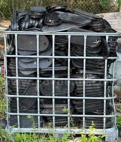 Lot of Approximately 500 Lockable Plastic Water Meter Covers