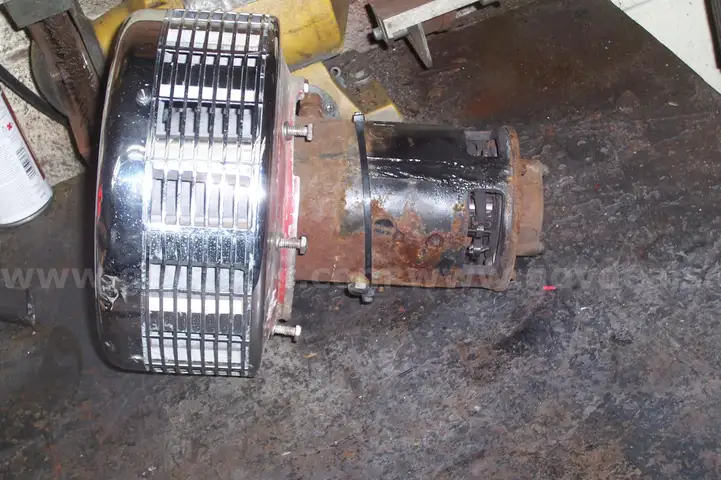 Federal &#x22;Q&#x22; siren