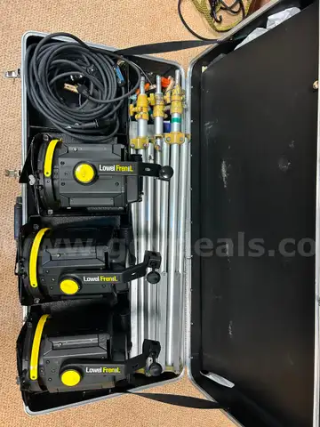 3 Fren-L 650 Fresnel TUNGSTEN light