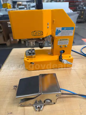 Grommet Machine