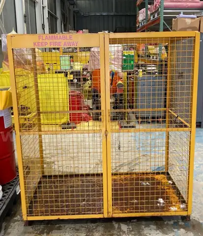 Cylinder Cage