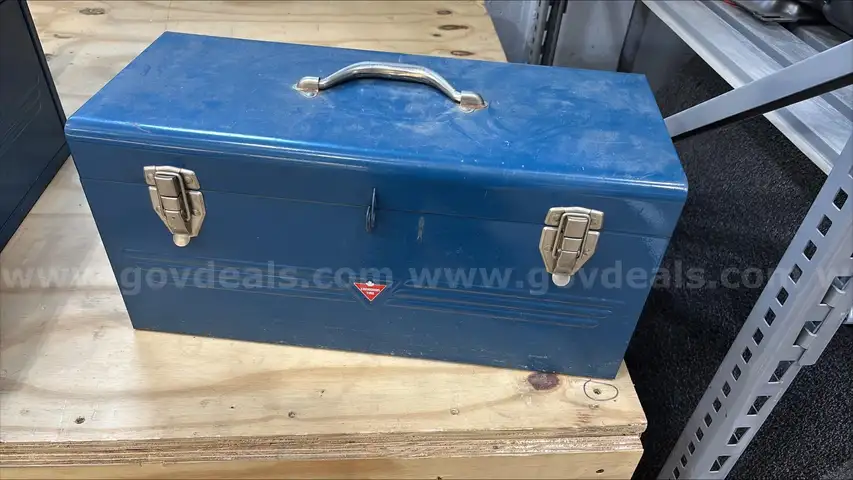 Canadian Tire Small Tool Box
