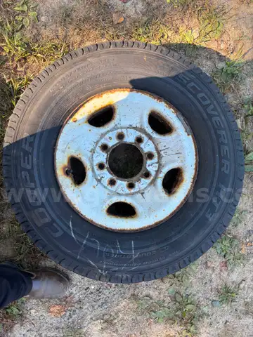 Cooper LT245/75R16 M&#x26;S Tire on Rim