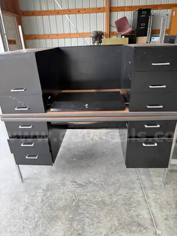 Lot of (4) Desks