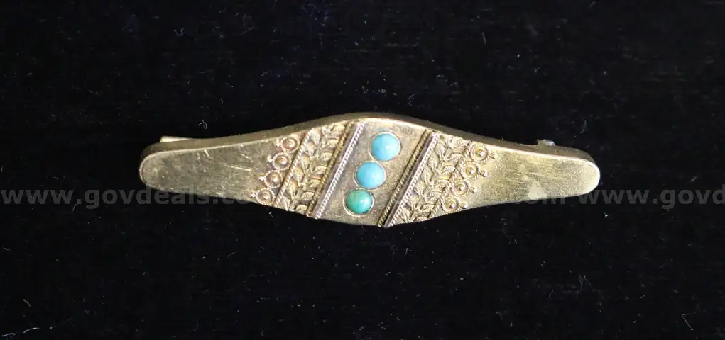 21K Yellow Gold Filigree Design Brooch With Turquoise Stones, 5.0 Grams
