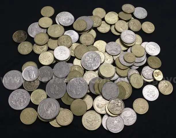 500 Assorted Foreign Coins, Mostly Mexico