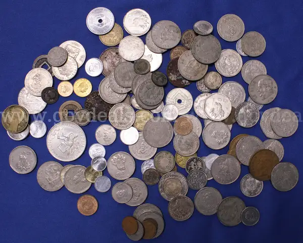 333 Assorted Denomination/Country Foreign Coins