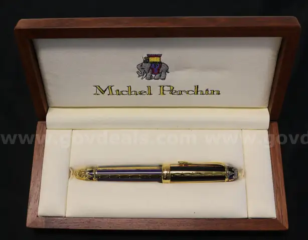 Michel Perchin Ribbed Blue and Gold Limited Edition Fountain Pen, 1995