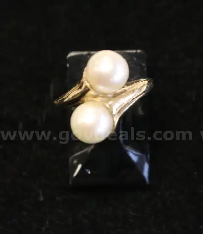 14k Yellow Gold Coral Design Pearl Ring, 3.7 Grams