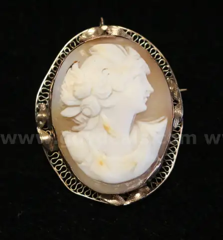 8k Yellow Gold Cameo Pendant Brooch, 7.6 Grams