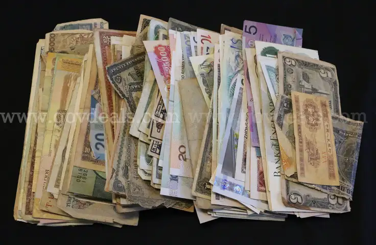 250 Assorted Foreign Bills & Notes