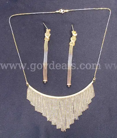 22K Tri-Color Fringe Design Necklace & Dangle Earring Set, 33.7 Grams