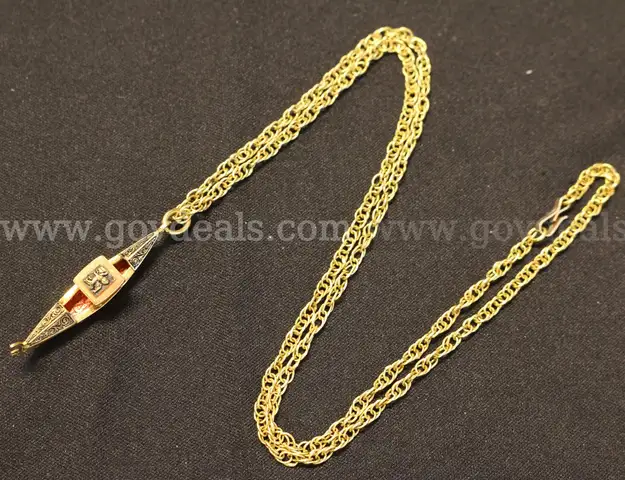 18k Yellow Gold Rope Chain with Enameled Venetian Boat Pendant, 16.1 Grams Total
