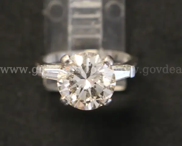 Platinum Engagement Ring with 3.60 Carat Diamond, 5.9 Grams