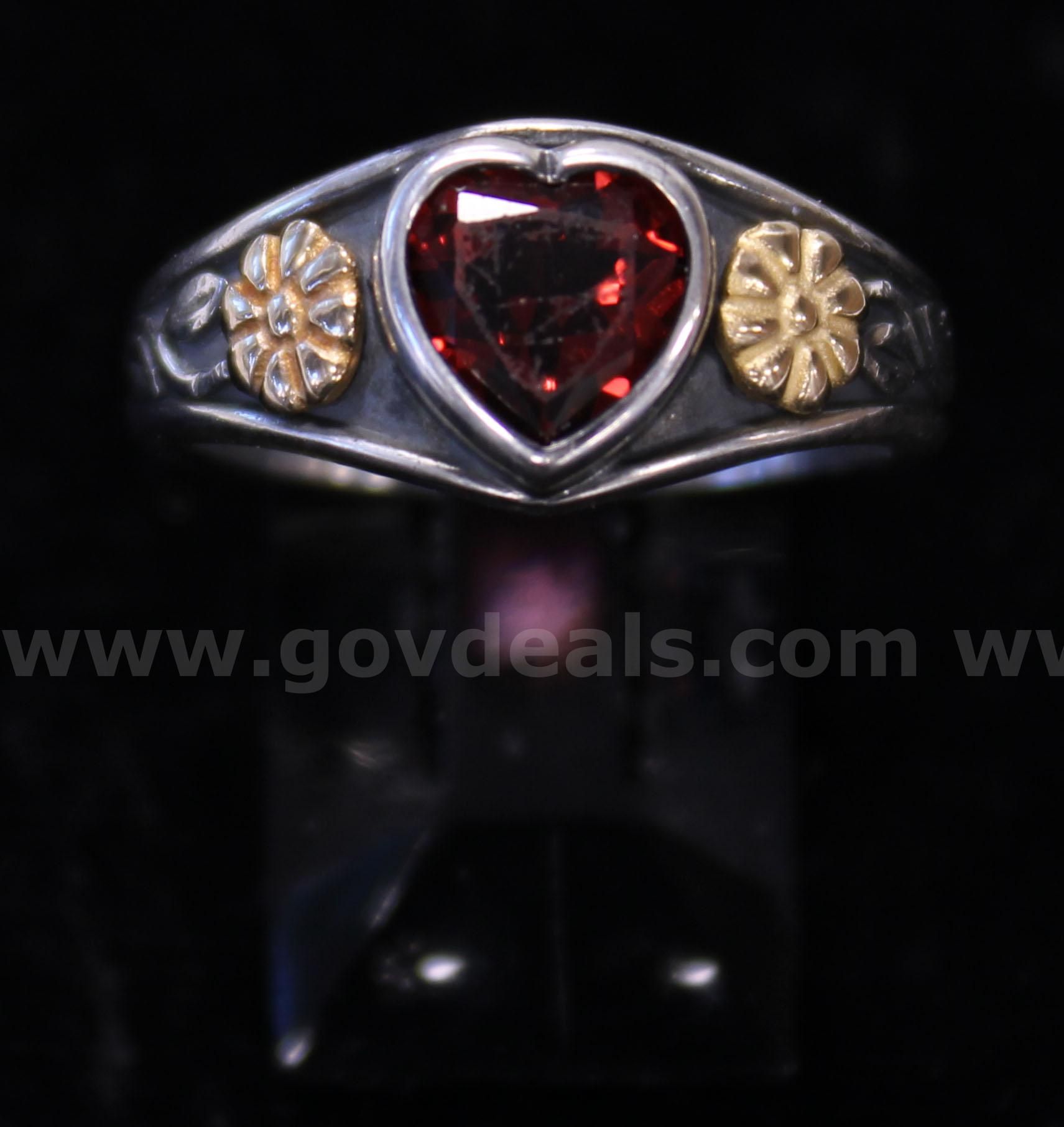 RETIRED James Avery Heart Ring with online Garnet 14K and Sterling Silver Size 7.5 WOW!