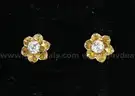 14K Yellow Gold Stud/Flower Design Earring With Diamonds, 1.8 Grams