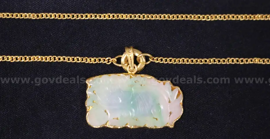 22K Yellow Gold Link Necklace With Carved Green Stone Pendant, 14.5 Grams